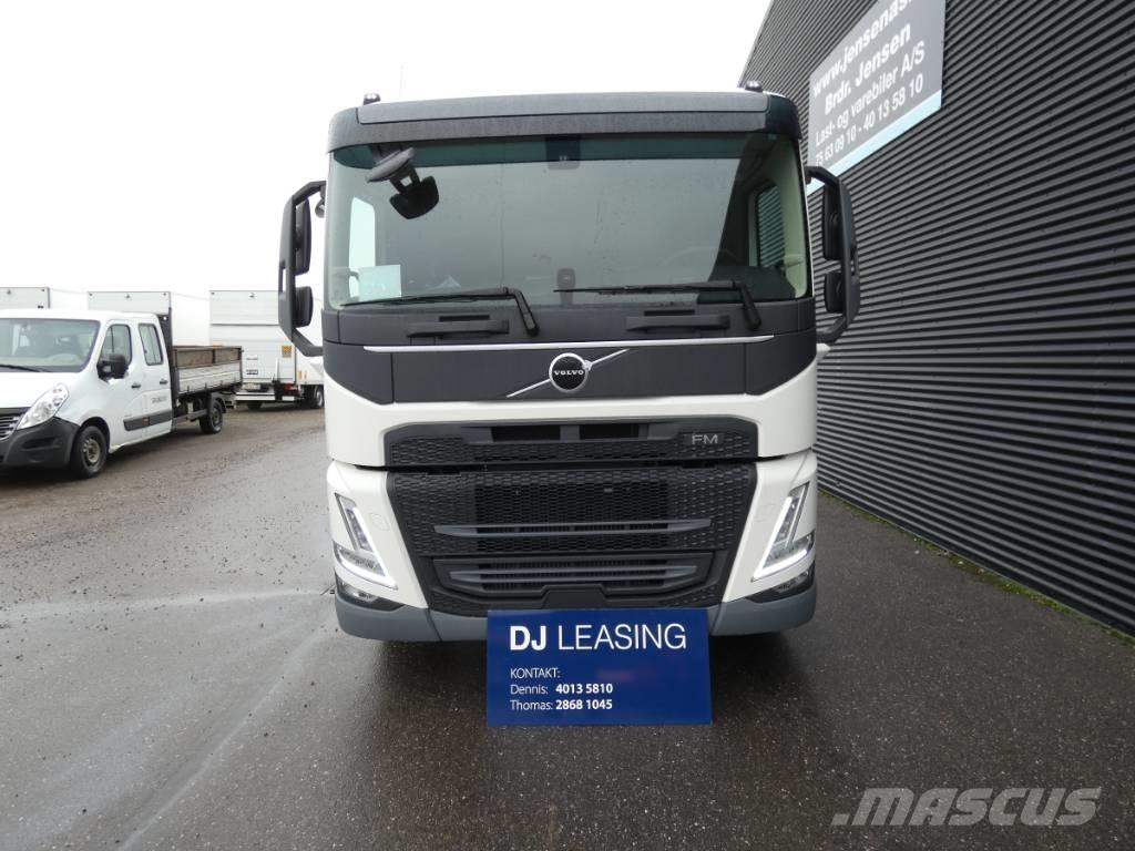 Volvo FM 330 Šasija ar kabīni