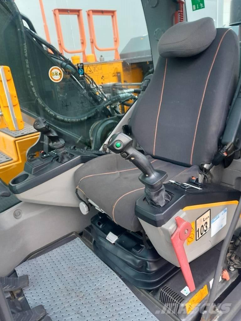 Volvo EC250EL Kāpurķēžu ekskavatori