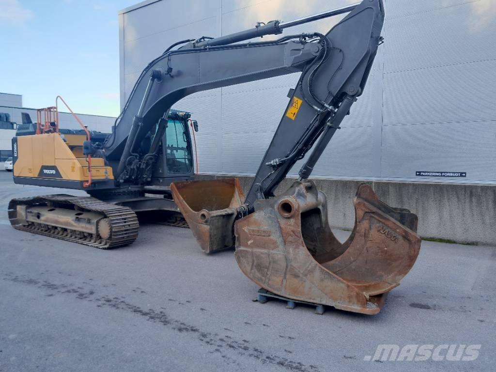 Volvo EC250EL Kāpurķēžu ekskavatori