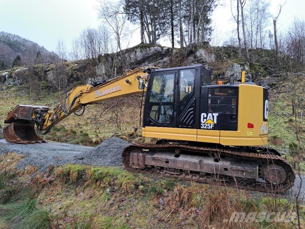CAT 325 FL CR Kāpurķēžu ekskavatori