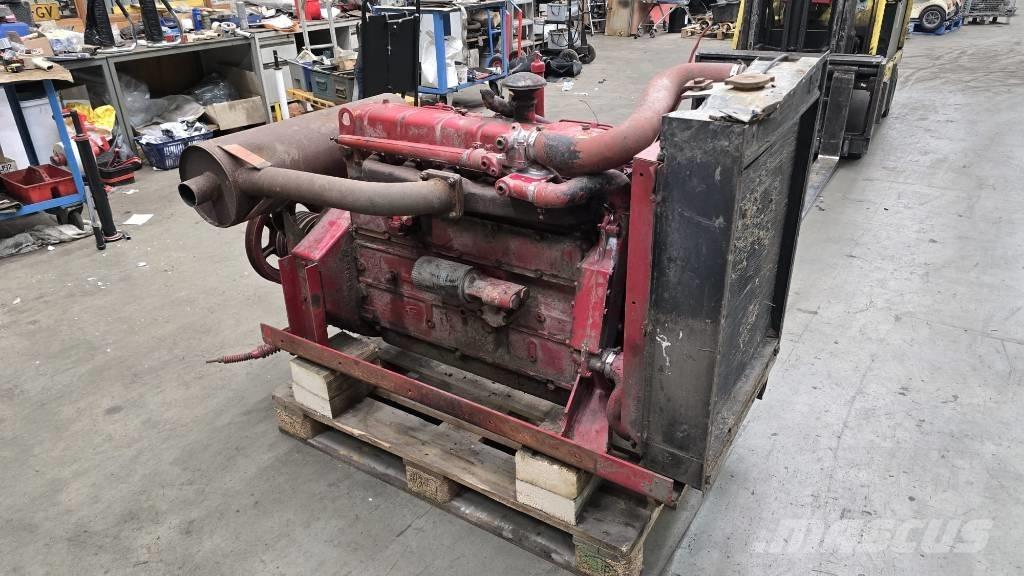 IHC D-310 F2 Dzinēji