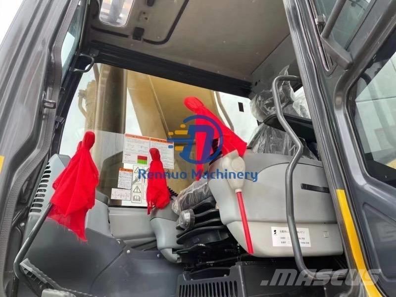Komatsu PC450-8 Kāpurķēžu ekskavatori
