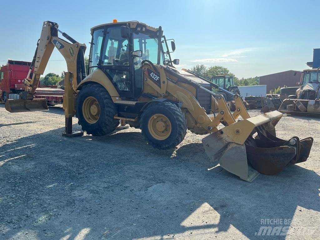  Tractopelle Cat 432F Ekskavatori-iekrāvēji