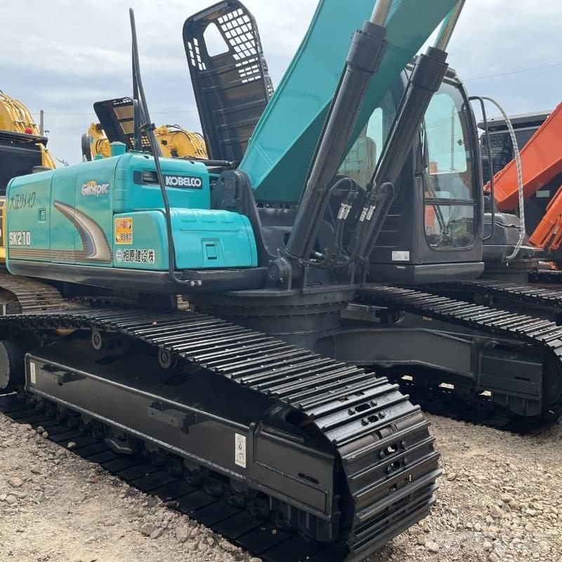 Kobelco SK 210 Kāpurķēžu ekskavatori