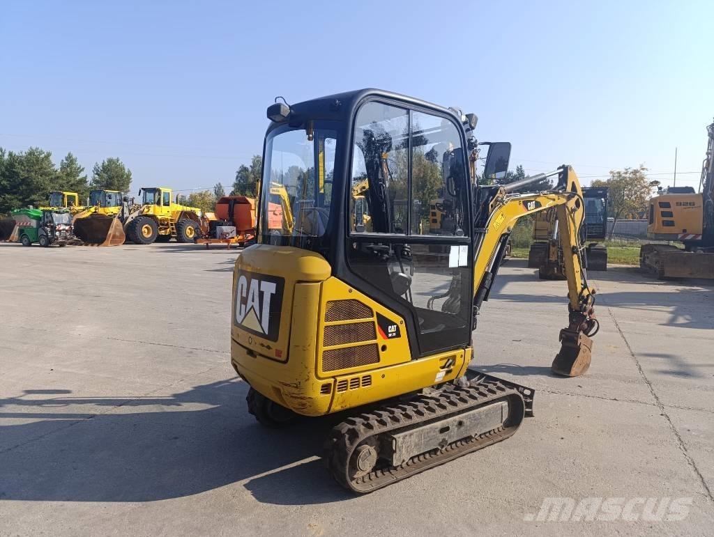CAT 301.7 D Mini ekskavatori < 7 t