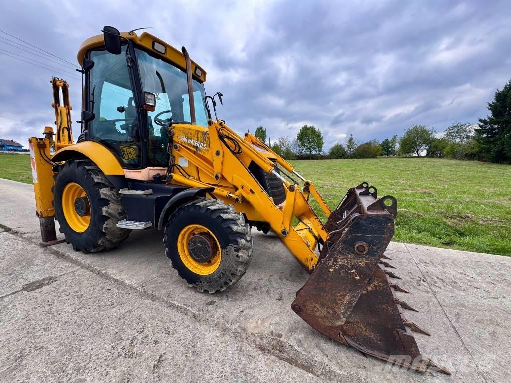 JCB 3 CX Ekskavatori-iekrāvēji
