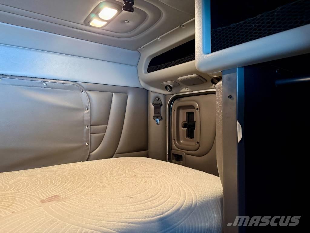 Peterbilt 389 Vilcēji