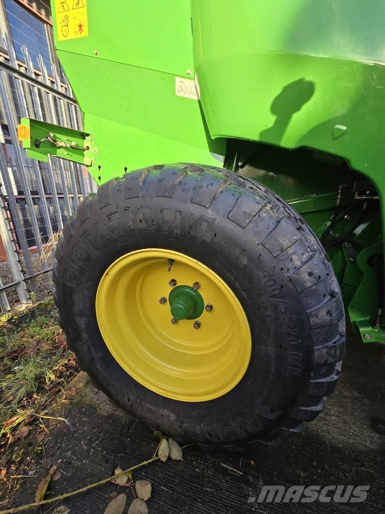 John Deere F441 M Rituļu preses