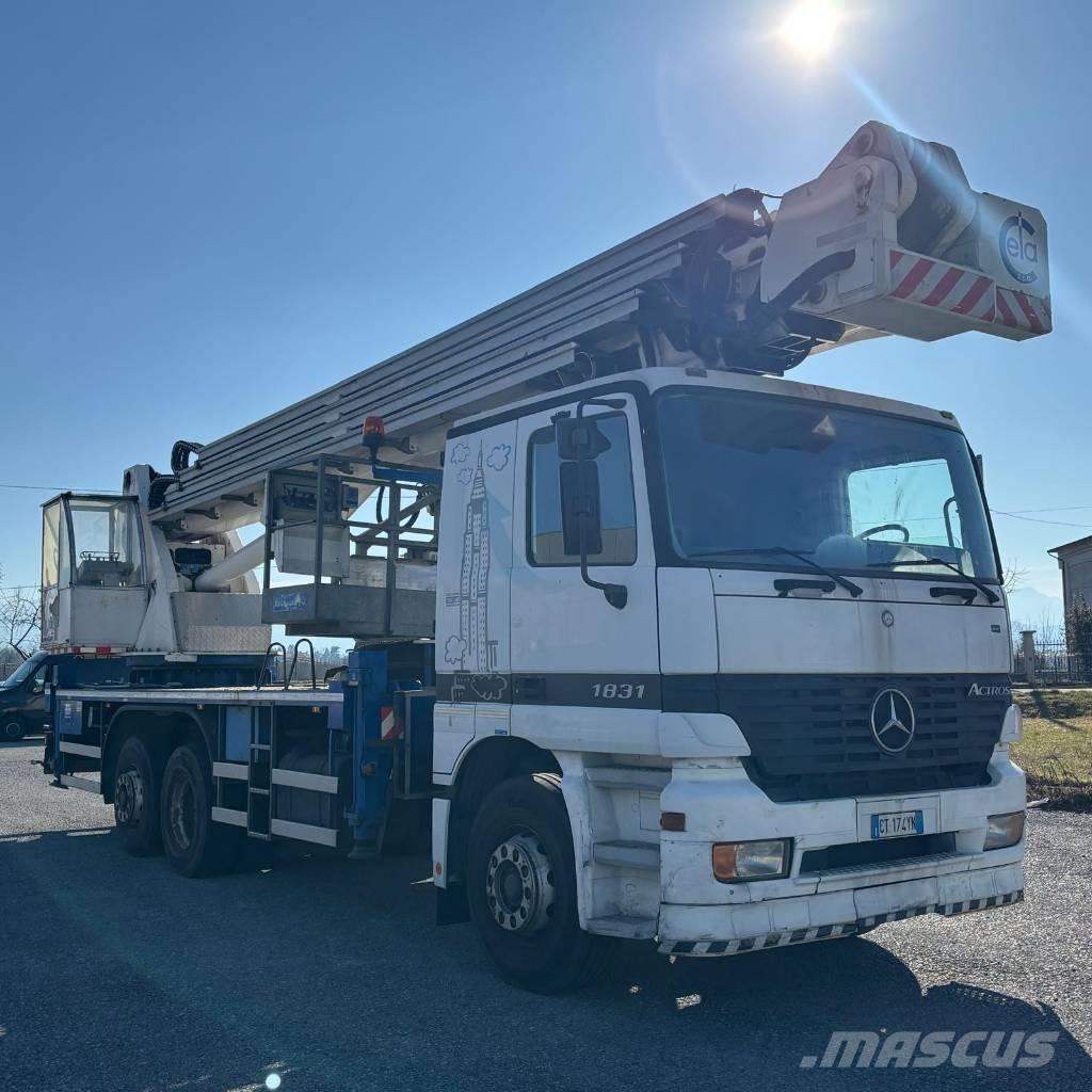 Cela TJ460 Pacēlāji uz automašīnas bāzes
