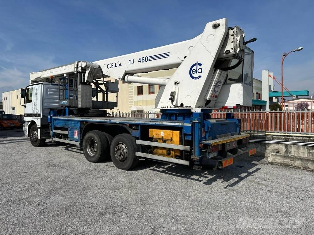 Cela TJ460 Pacēlāji uz automašīnas bāzes