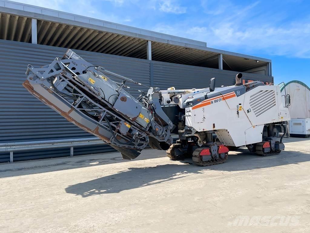 Wirtgen W 100 CFI Asfalta dzesēšanas iekārtas