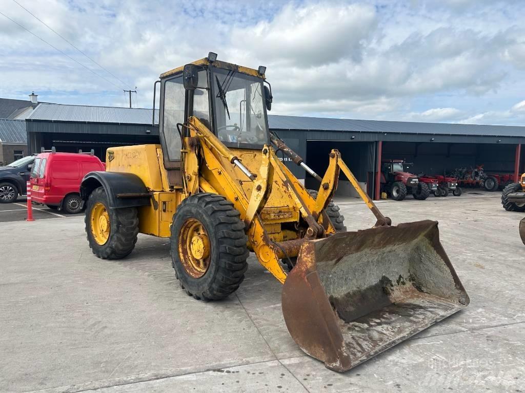 JCB 410 Iekrāvēji uz riteņiem