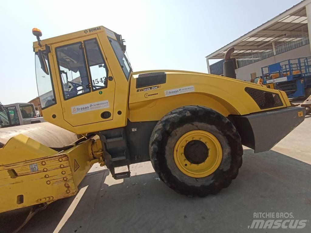 Bomag BW 219 D H-4 Augsnes blīvētāji
