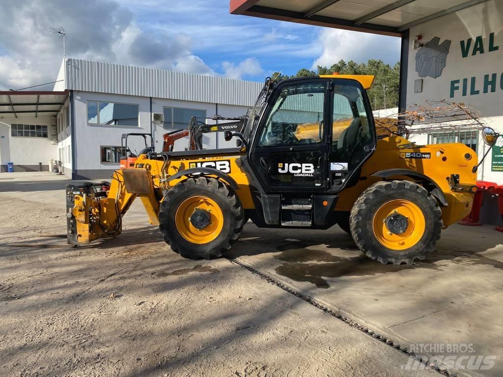JCB 540-140 Teleskopiskie manipulatori