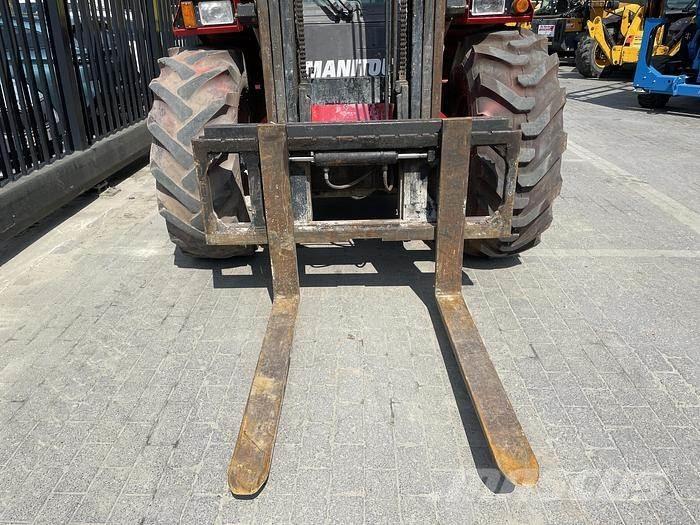 Manitou M30-4 Apvidus autokrāvējs