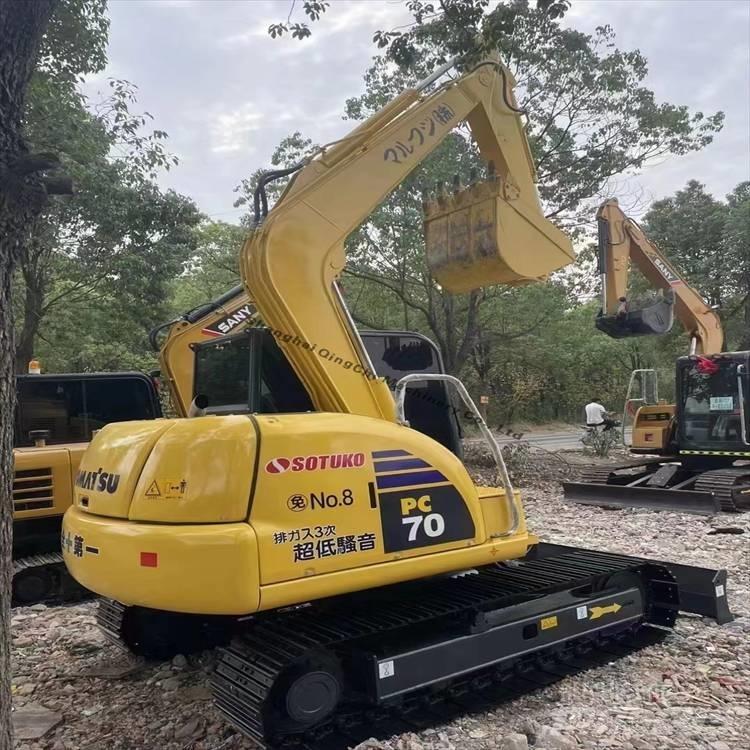 Komatsu 70-8 Kāpurķēžu ekskavatori