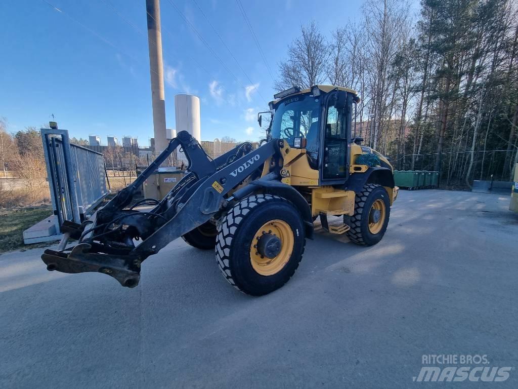 Volvo L45G Iekrāvēji uz riteņiem