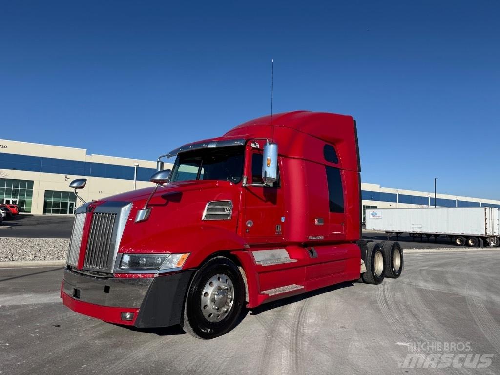 Western Star 5700 XE Vilcēji