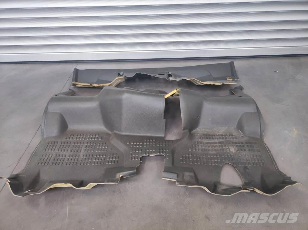 Renault Floor Mat Kabīnes un interjers