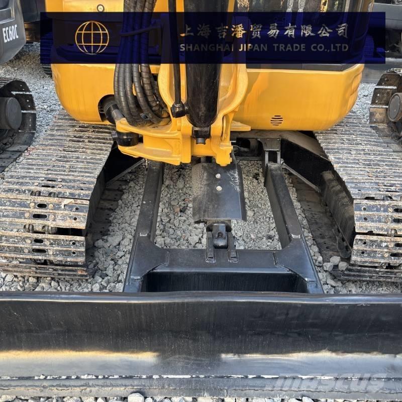 CAT 304 Mini ekskavatori < 7 t