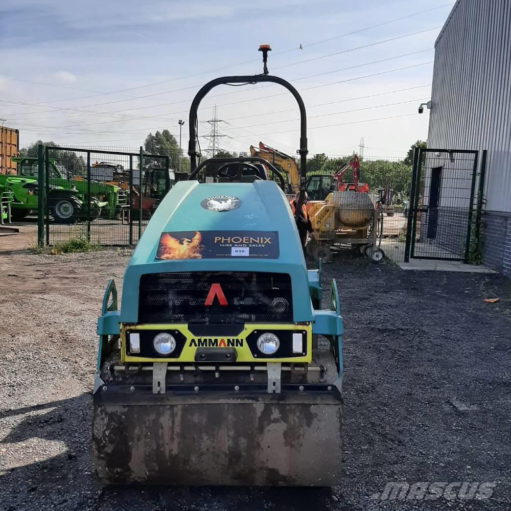 Ammann ARX 26-2 Divvalču grunts veltņi
