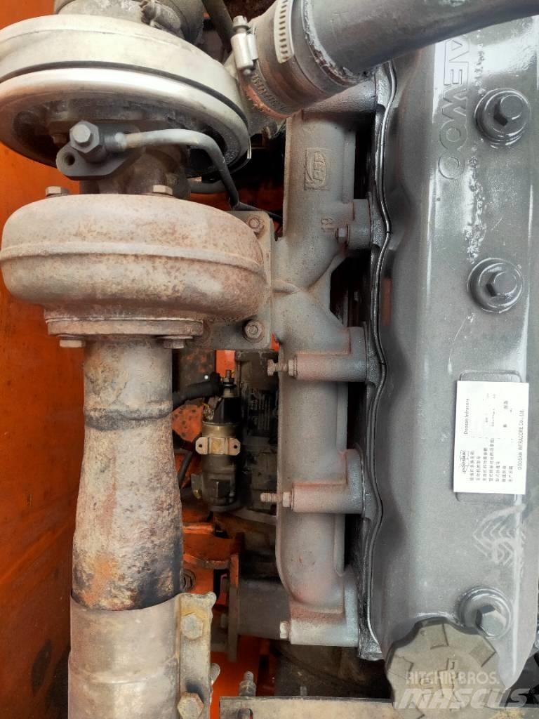 Doosan DH225LC-7 Kāpurķēžu ekskavatori