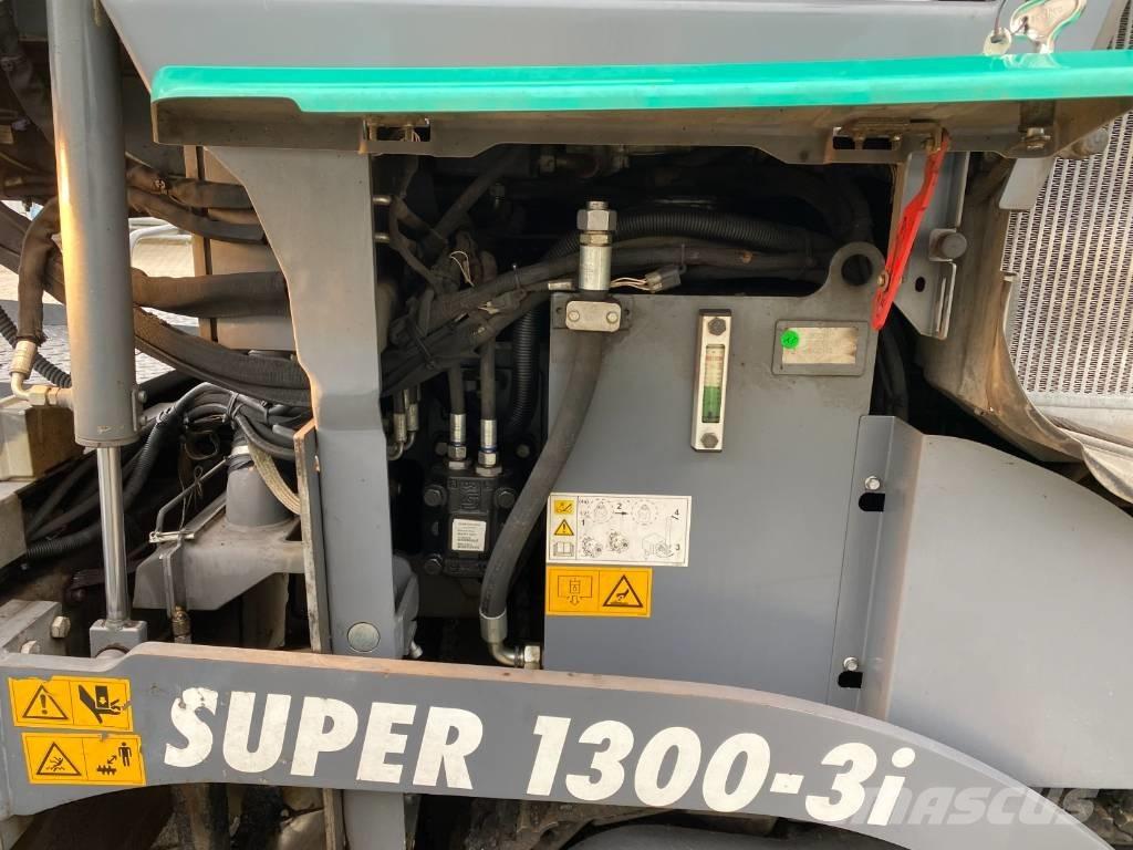 Vögele SUPER 1300-3I Asfalta klājēji