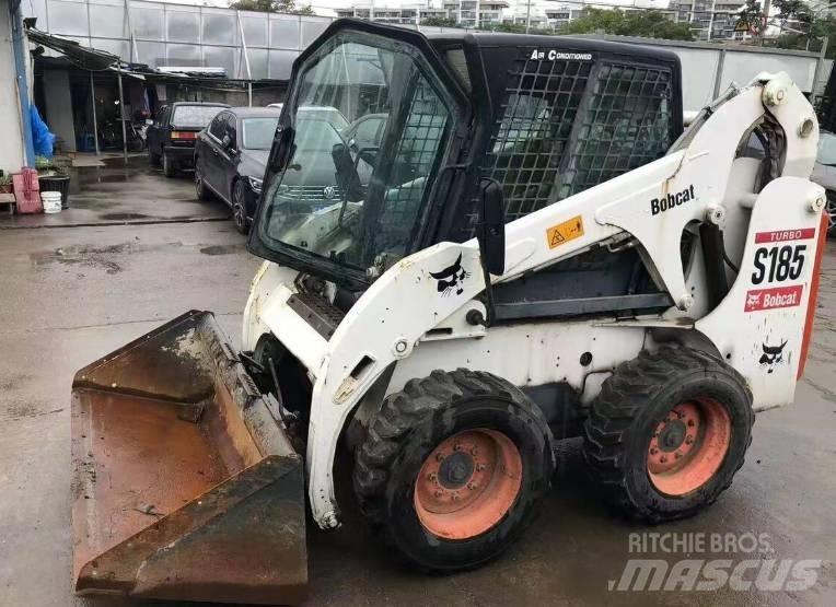 Bobcat S185 Lietoti riteņu kompaktiekrāvēji