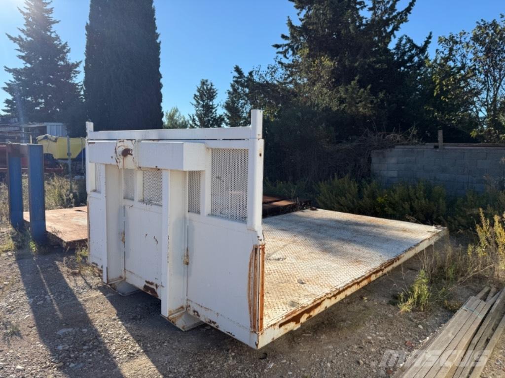 Benne ampiroll Treileri ar āķi