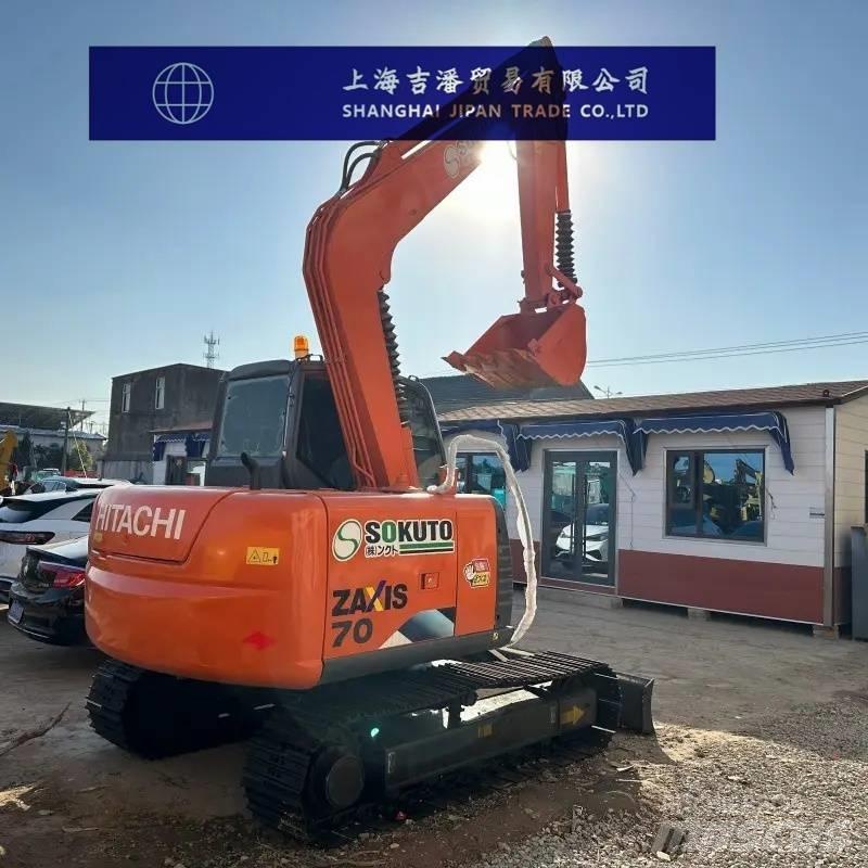 Hitachi ZX 70 Kāpurķēžu ekskavatori
