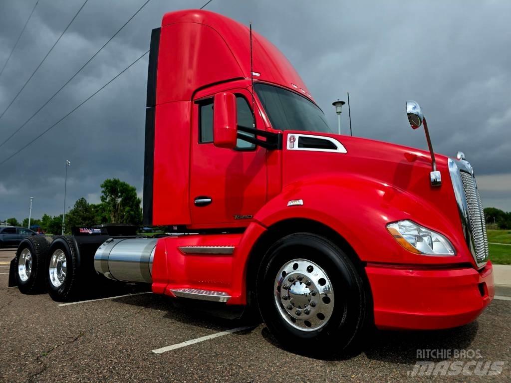 Kenworth T 680 Vilcēji