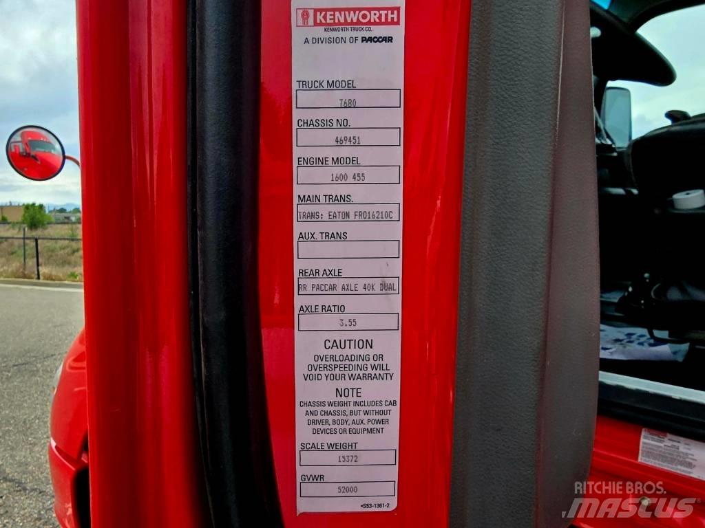 Kenworth T 680 Vilcēji