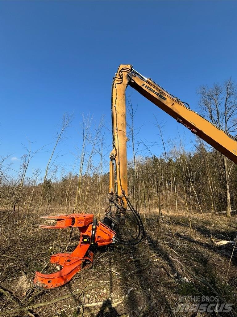 Liebherr R 926 LC NL Ekskavatori tālās sniedzamības darbiem