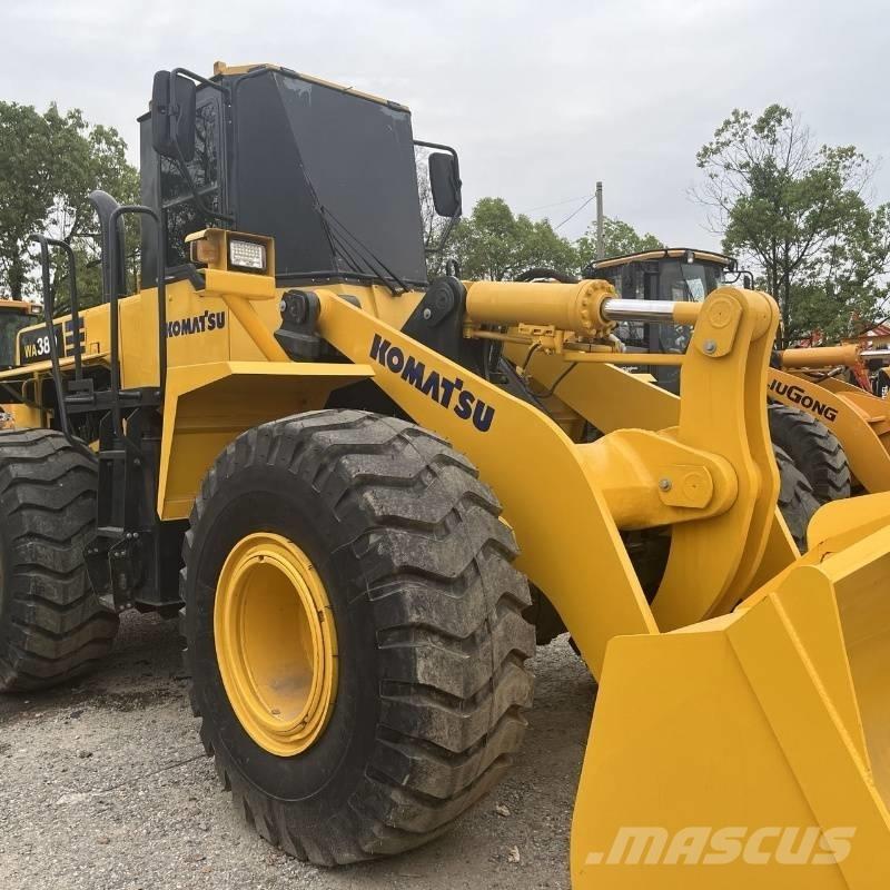 Komatsu WA 380 Iekrāvēji uz riteņiem
