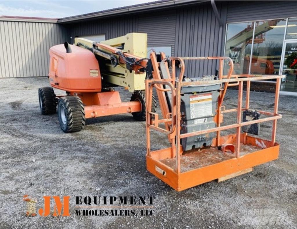 JLG 450 AJ Strēles pacēlāji