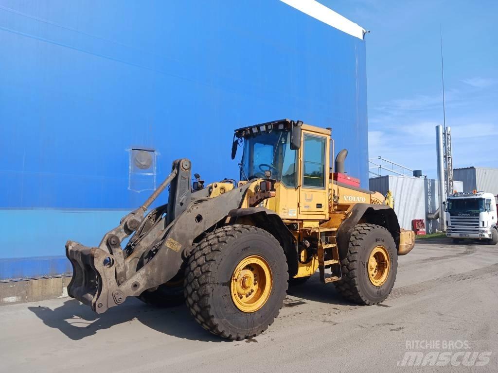 Volvo L 120 E Iekrāvēji uz riteņiem