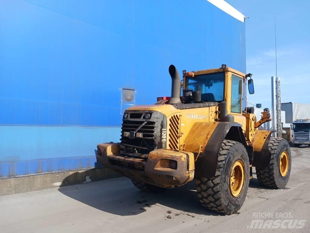 Volvo L 120 E Iekrāvēji uz riteņiem