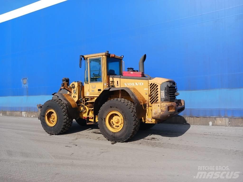 Volvo L 120 E Iekrāvēji uz riteņiem