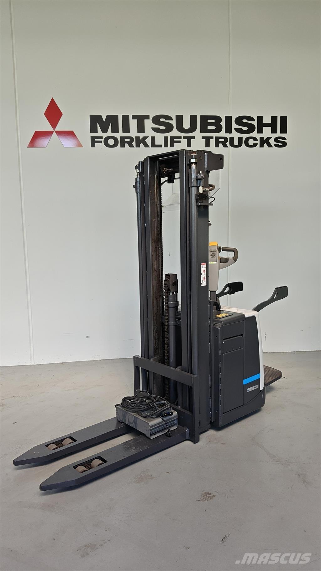 Atlet PSP125 Pašgājēji krautnētāji