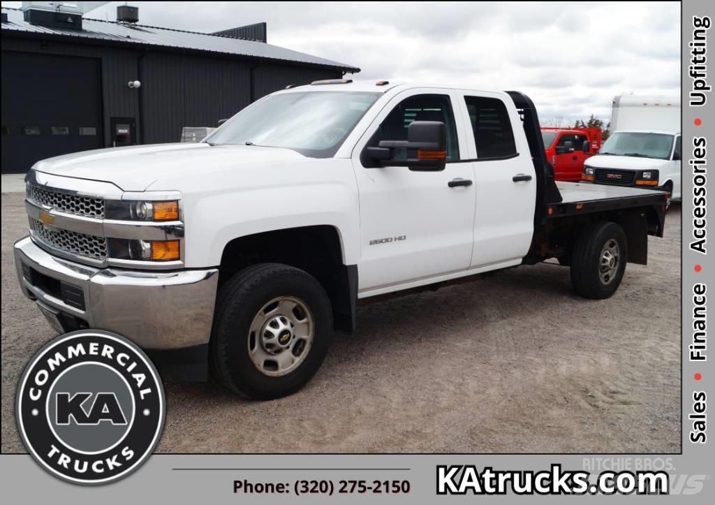 Chevrolet 2500 HD Platformas/izkraušana no sāniem