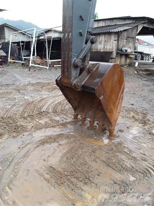 Volvo EC140BLCM Kāpurķēžu ekskavatori
