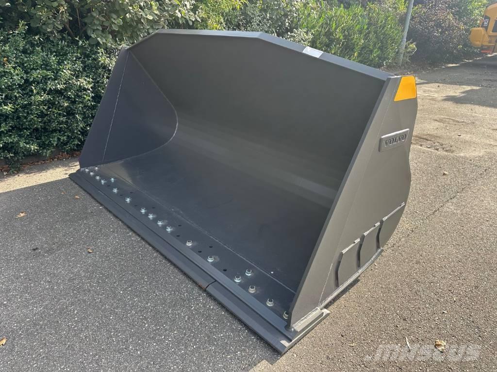 Volvo L90H bucket Kausi