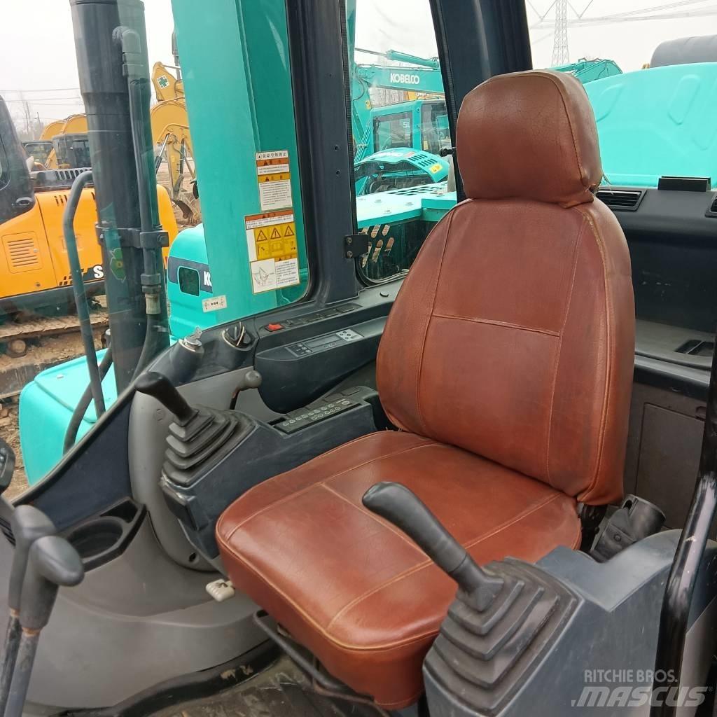 Kobelco SK75-8 Vidēja lieluma ekskavatori 7 t - 12 t