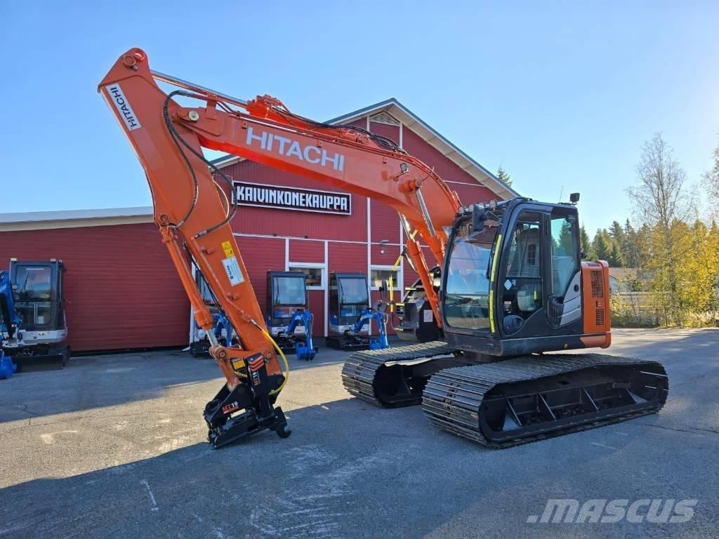 Hitachi ZX 135 US-6 Kāpurķēžu ekskavatori
