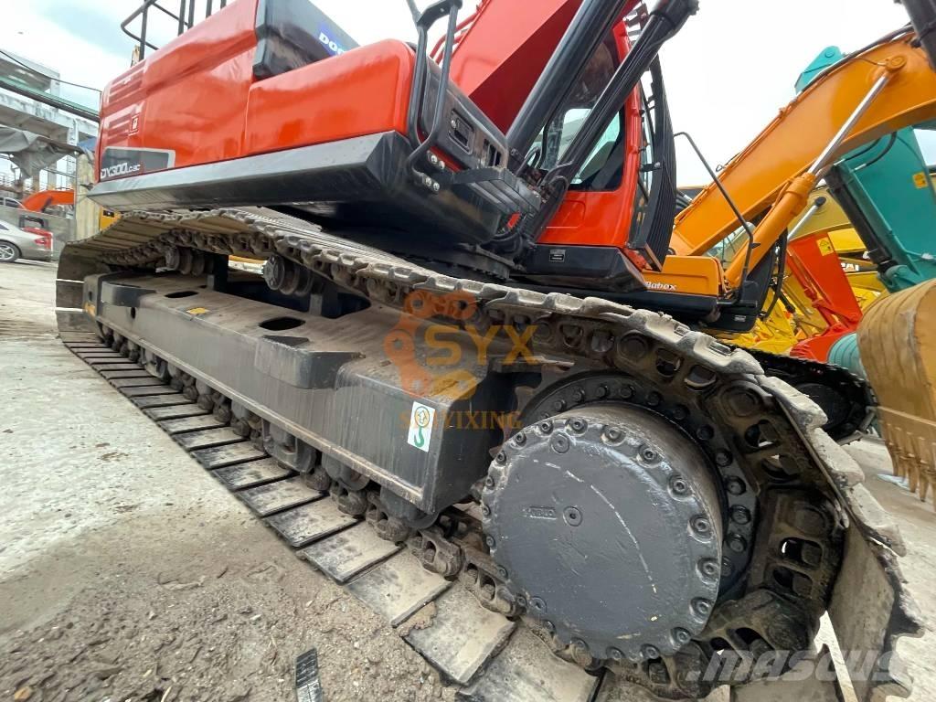 Doosan DX 300LCA Kāpurķēžu ekskavatori
