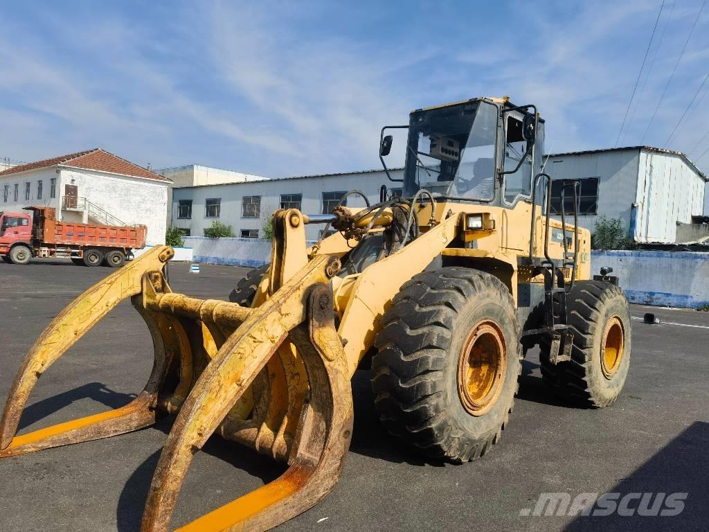 Komatsu WA 320-3 Iekrāvēji uz riteņiem
