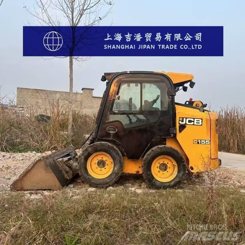 JCB 155 Lietoti riteņu kompaktiekrāvēji
