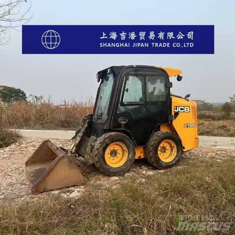 JCB 155 Lietoti riteņu kompaktiekrāvēji