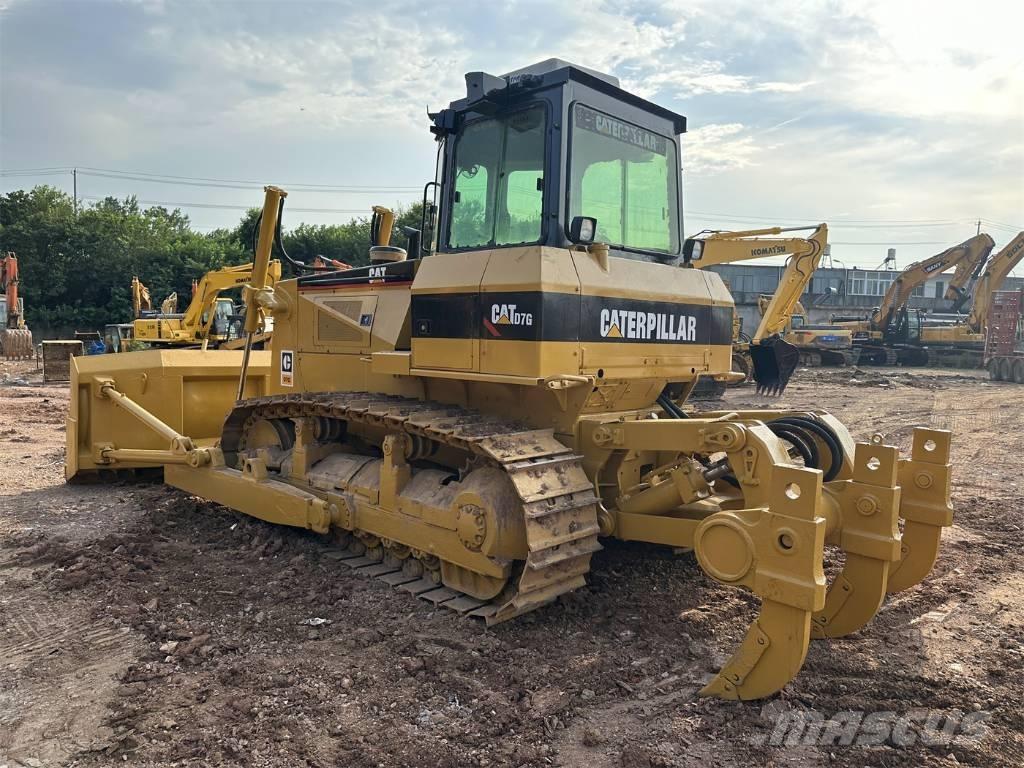 CAT D 7 G Kāpurķēžu buldozeri