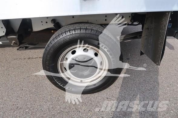 Ford TRANSIT Platformas/izkraušana no sāniem